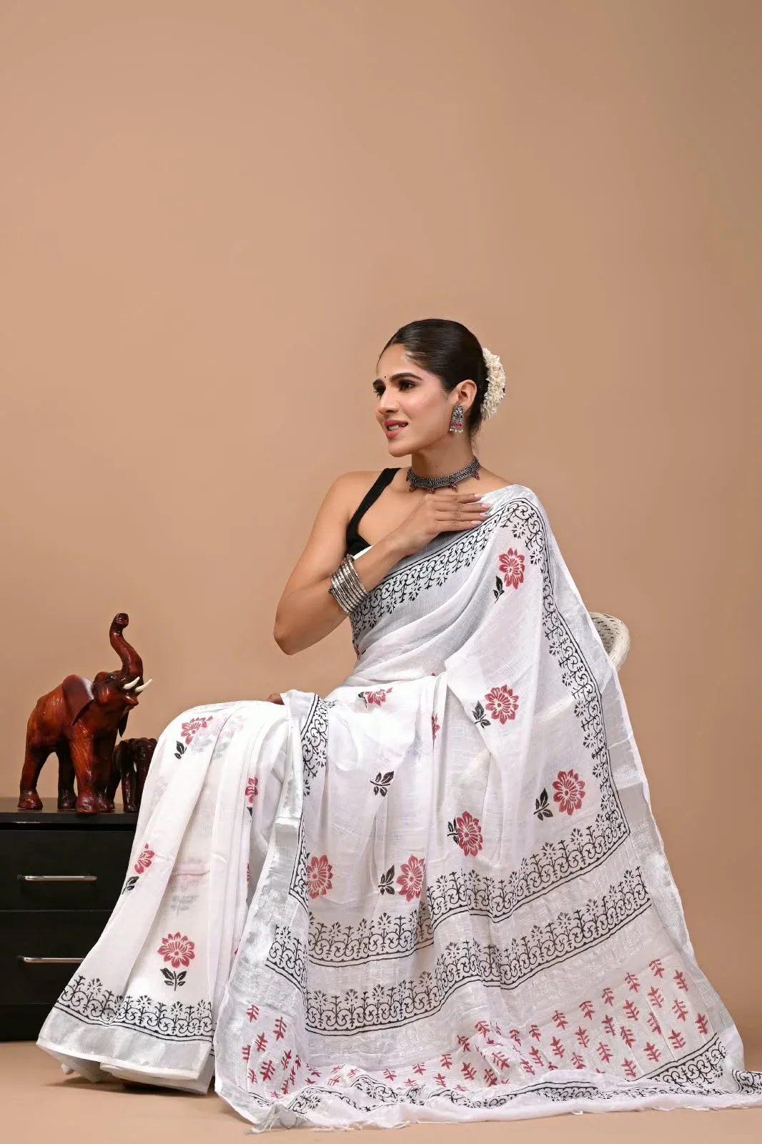 Pure White Bagru Hand Block Printend Soft Linen Fabric Saree